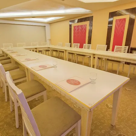 Konak Kayseri Hotel 3* 카이세리